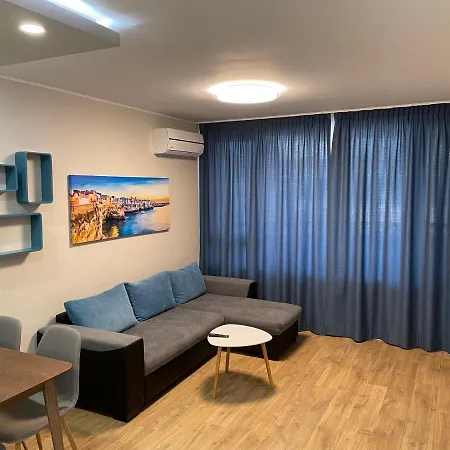 Sea Garden Panorama Apartment *